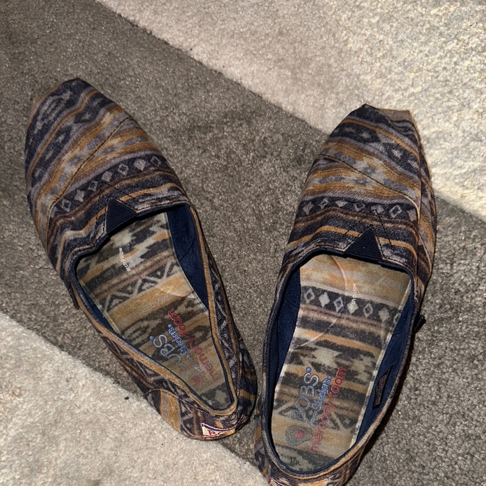BOB’S Patterned Slip-On - Picture 6 of 6